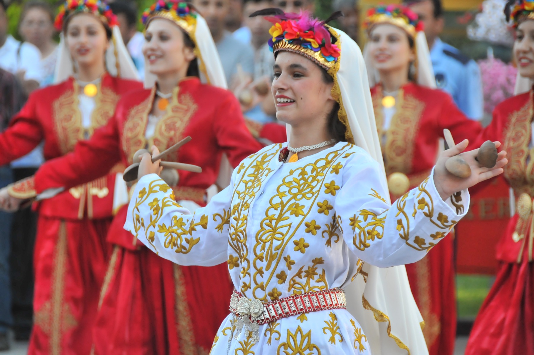 Aksehir halk oyunlari 003