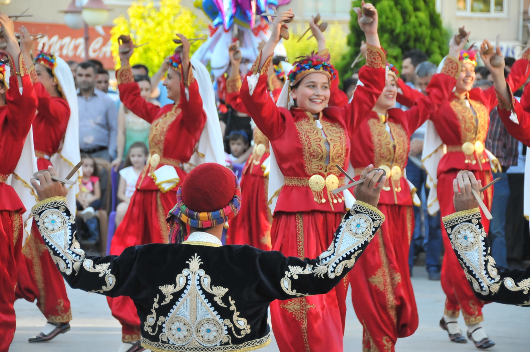 Aksehir halk oyunlari 006