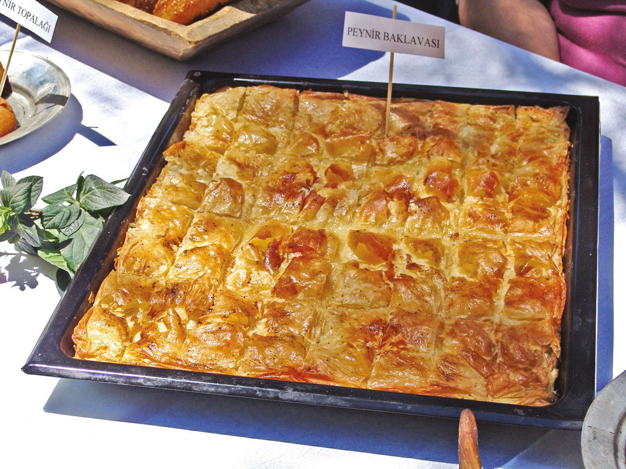 Aksehir peynir baklavas 005