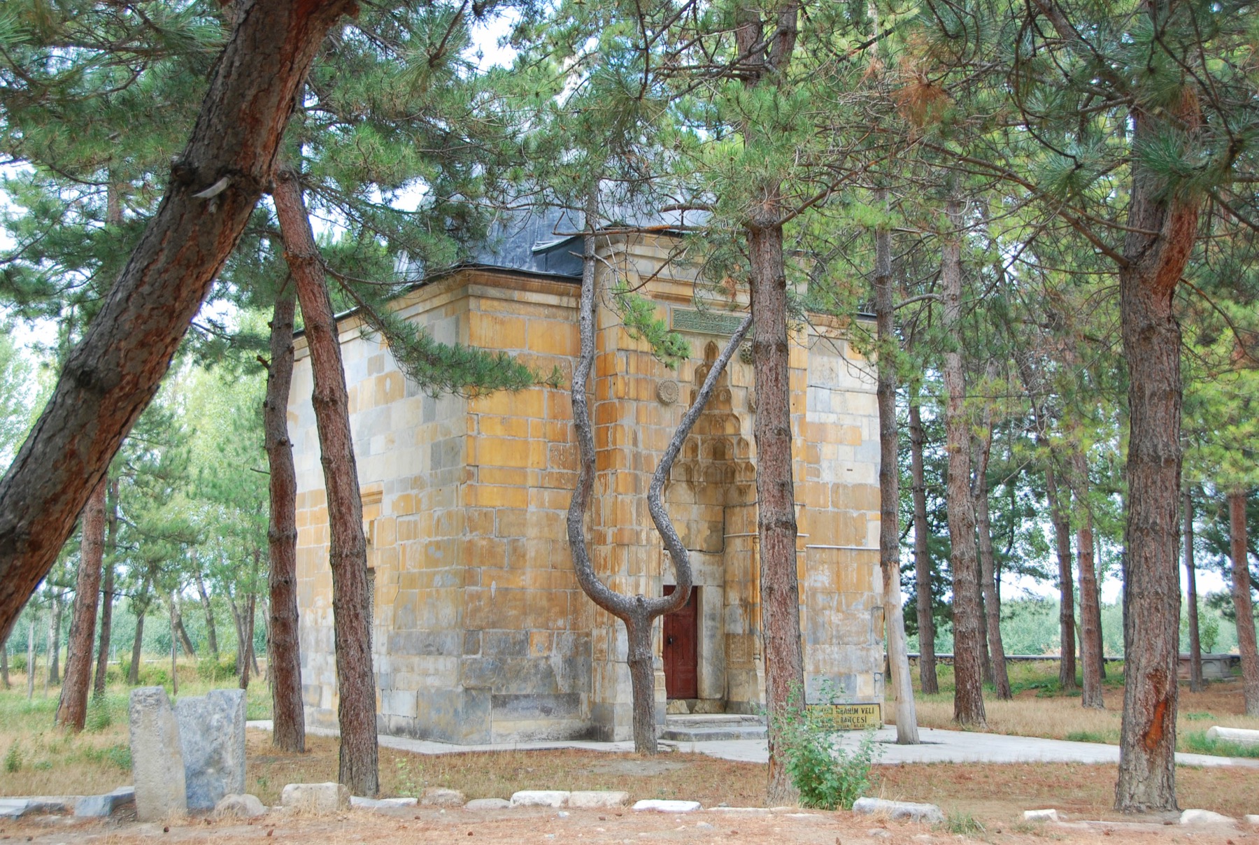 Seyh haci ibrahim veli turbesi 005