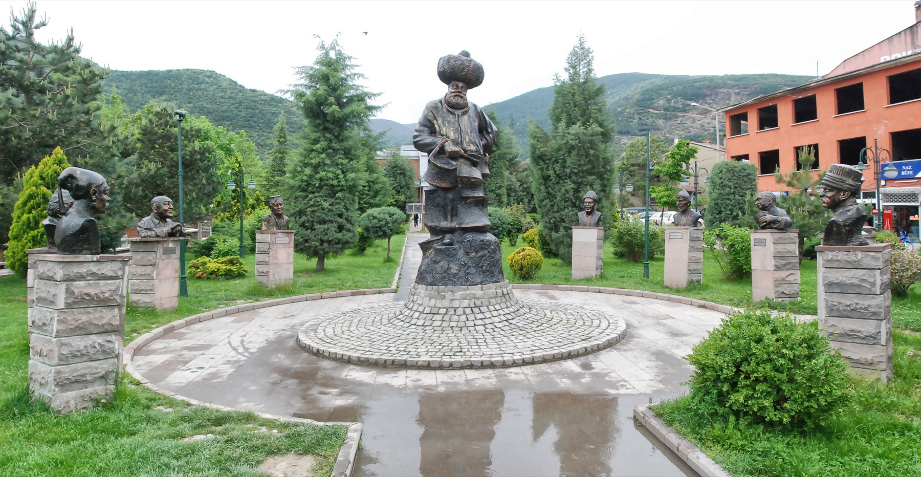 Gulmece parki ve nasreddin hoca heykelleri 013