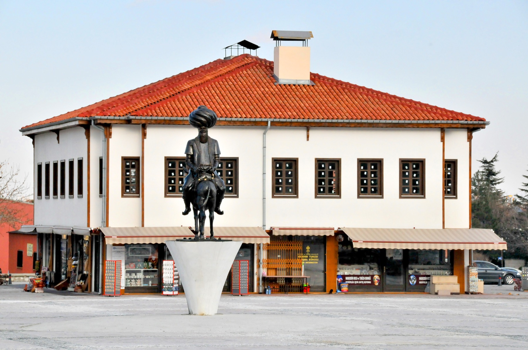 Gulmece parki ve nasreddin hoca heykelleri 024