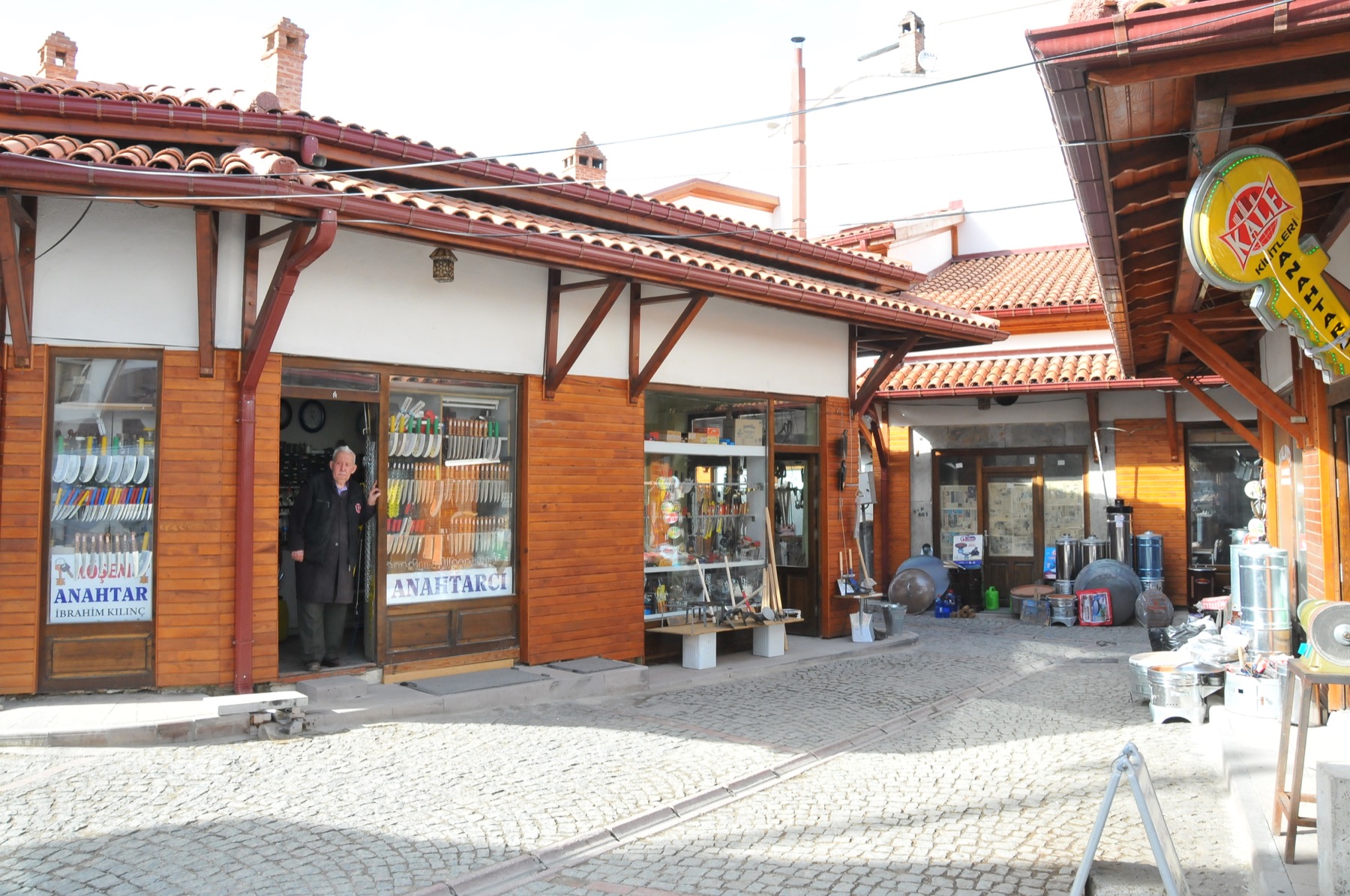 Tarihi arasta carsisi 010